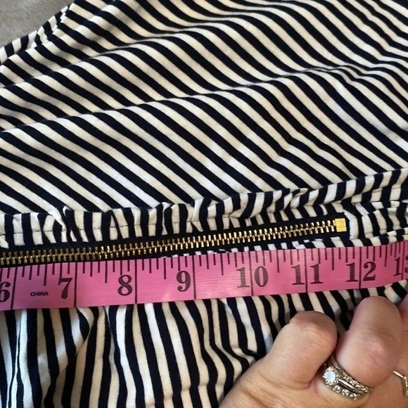 NWOT | Michael Kors | Black & White Stripe | Ruched | Long Sleeve | Top | Size:… - Picture 14 of 17